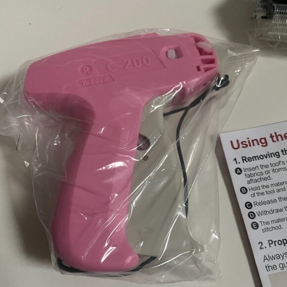 Pink Tagging Gun for Clothing - Picture 5 of 7